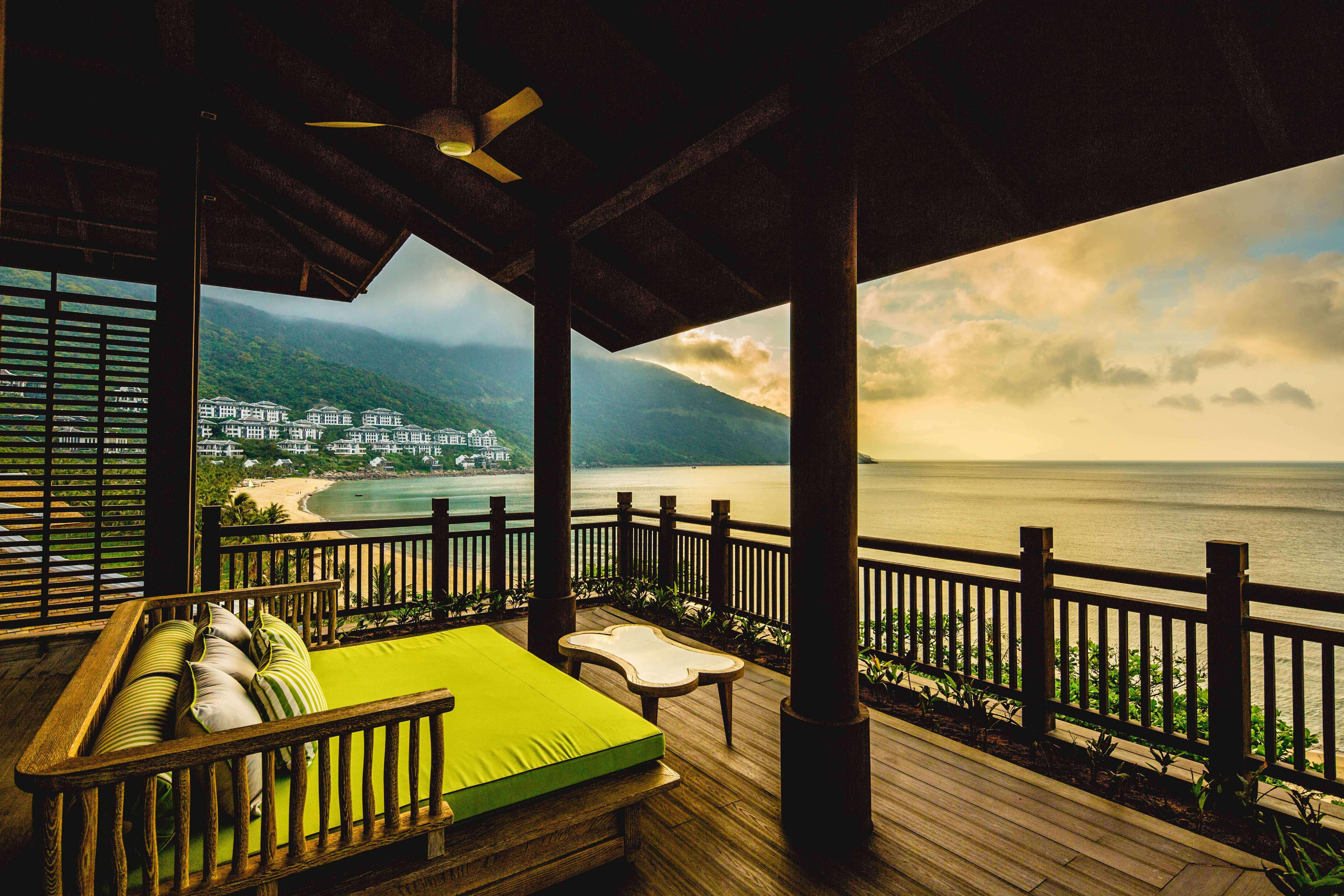 Intercontinental Danang Sun Peninsula Resort By Ihg Da Nang Exterior foto